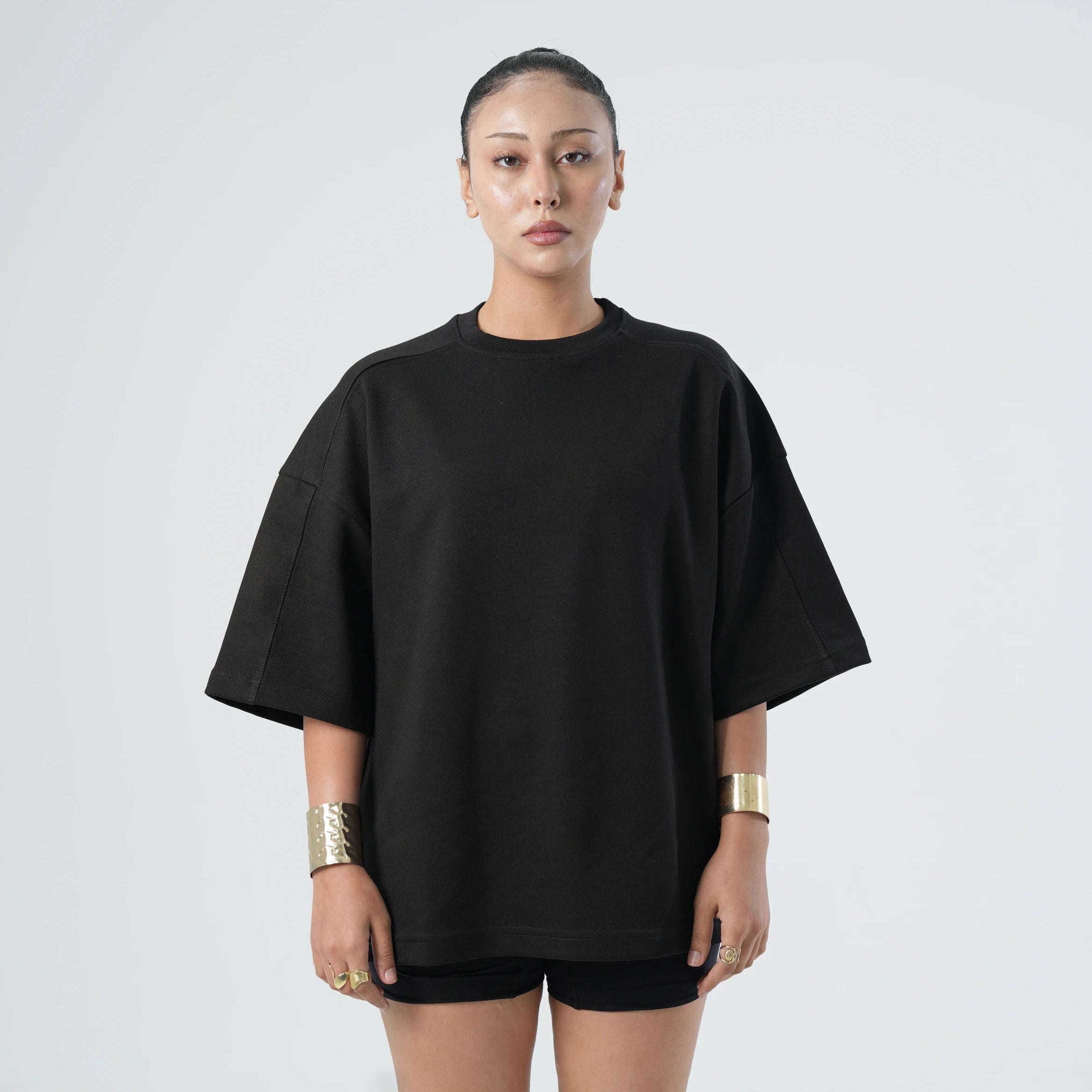 NFTS BOXY BLACK TEE