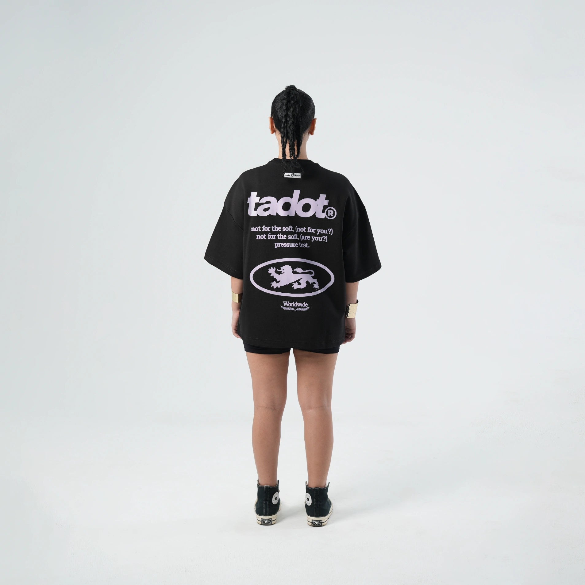NFTS BOXY BLACK TEE
