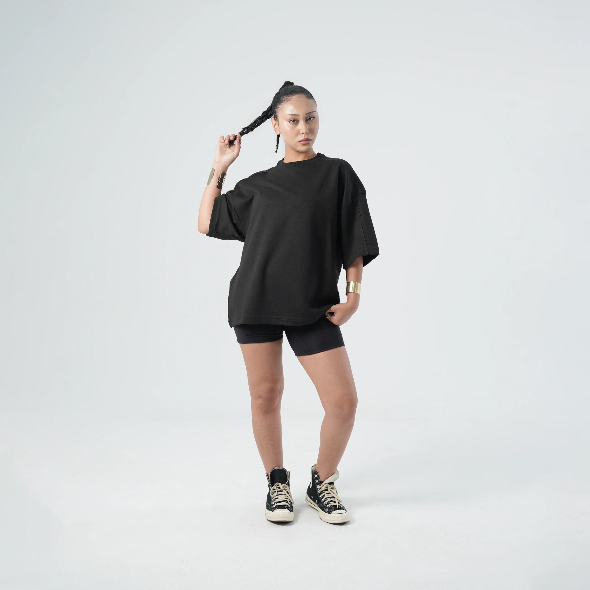 NFTS BOXY BLACK TEE